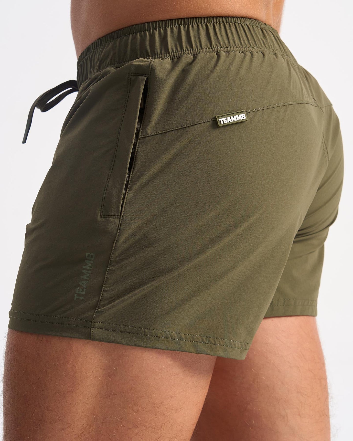TEAMM8 Bolt 3" Short