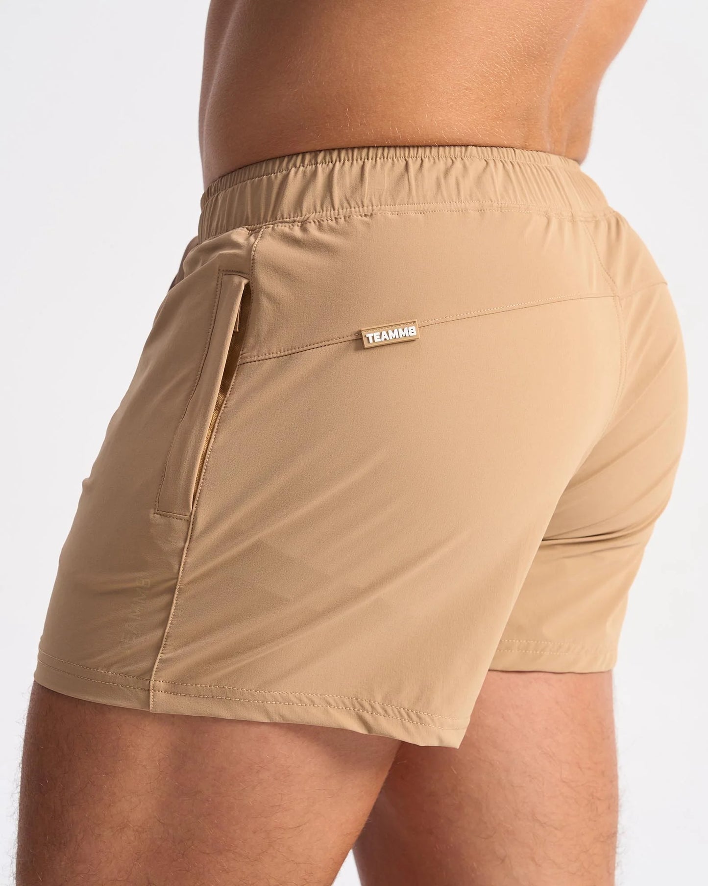 TEAMM8 Bolt 3" Short