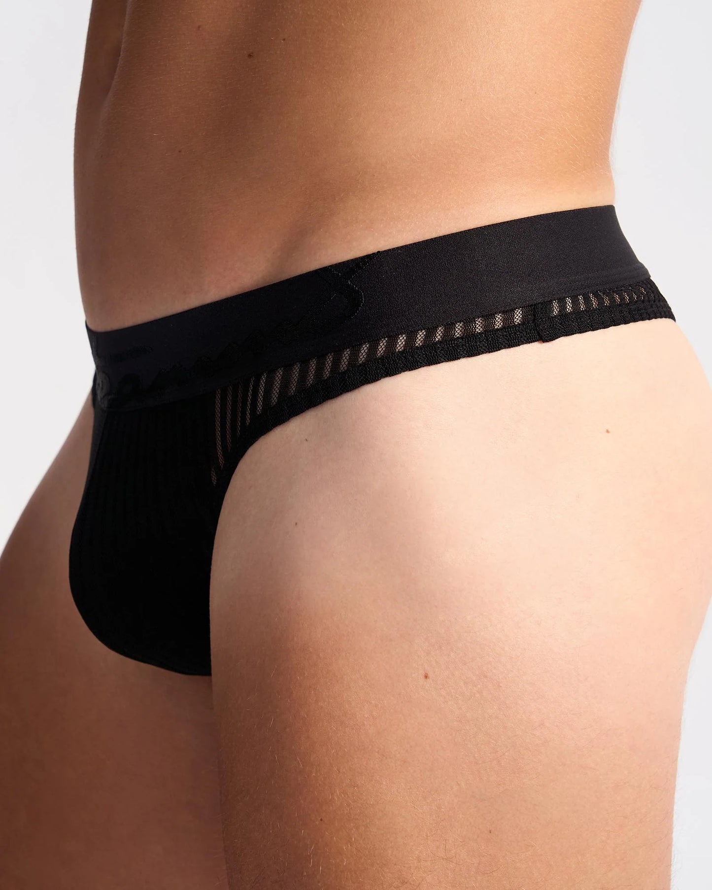 TEAMM8 Casanova Thong