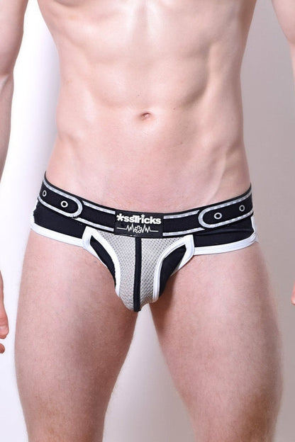 *sstricks Comicaze Brief