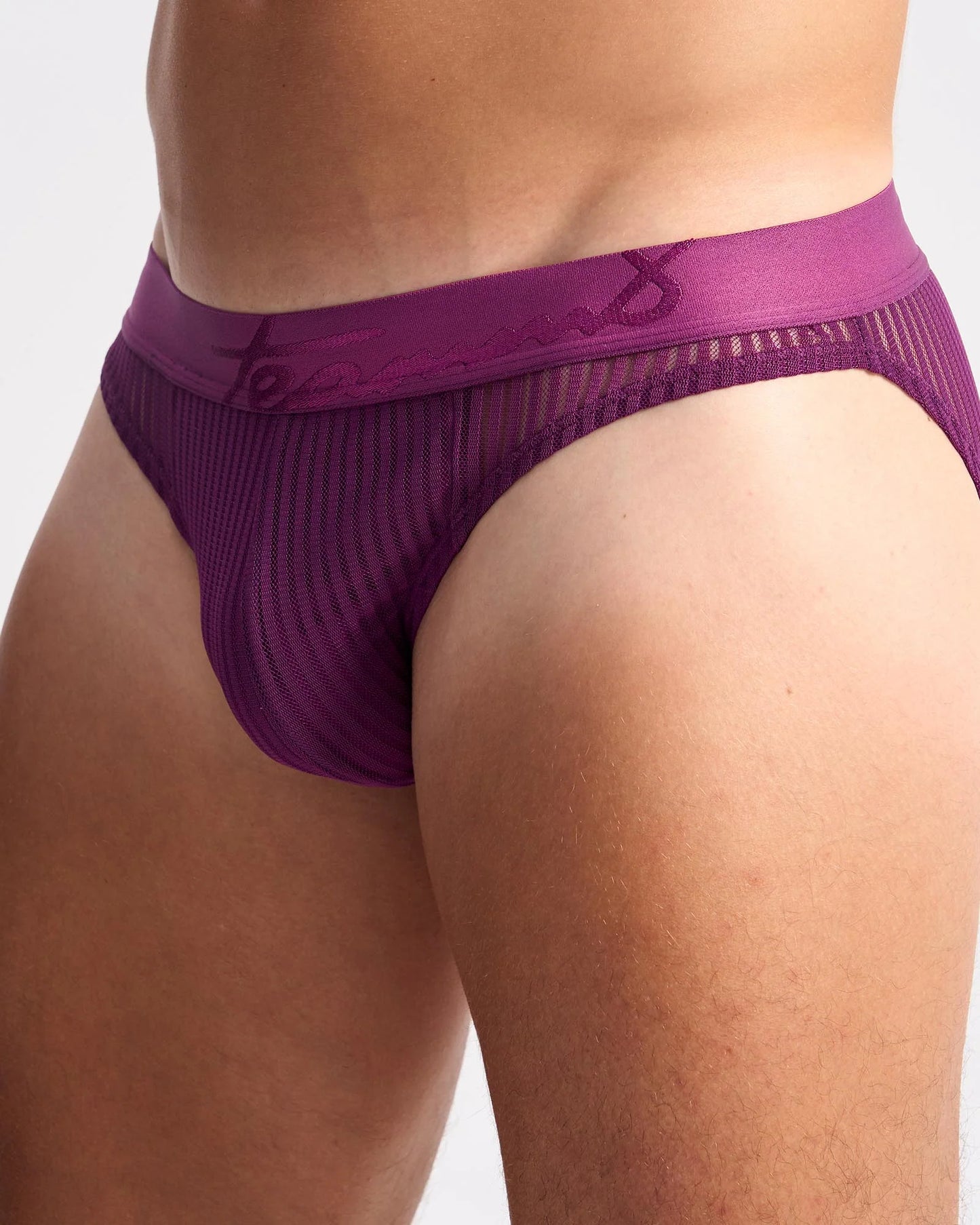 TEAMM8 Casanova Brief