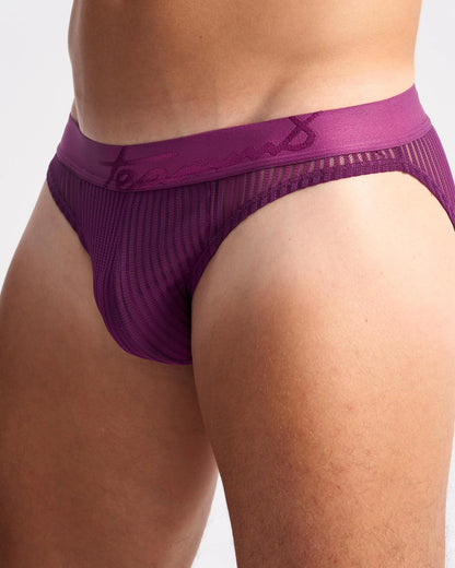 TEAMM8 Casanova Brief