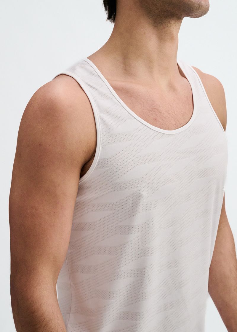 St33le Geometric Mesh Performance Tanks